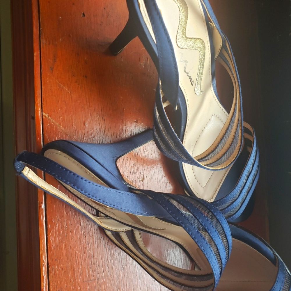 Evening sandals